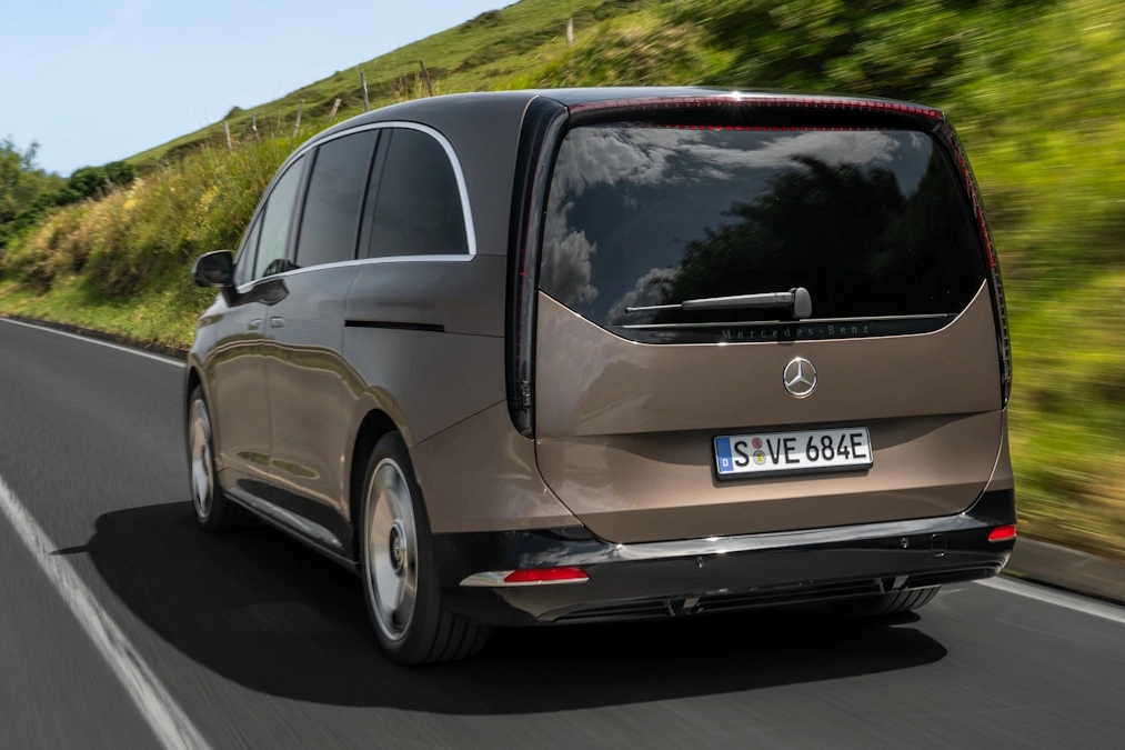 Mercedes VLE. Całkowita nowość
