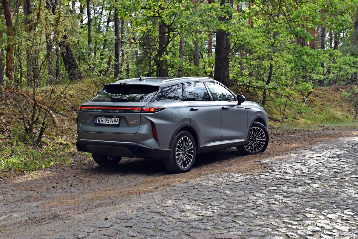 Omoda 9 | Hybryda jak Diesel i elektryk w jednym