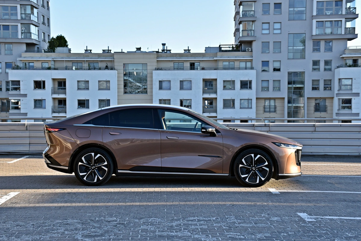 Mazda 6e Long Range | Pasuje do tej marki, ale…
