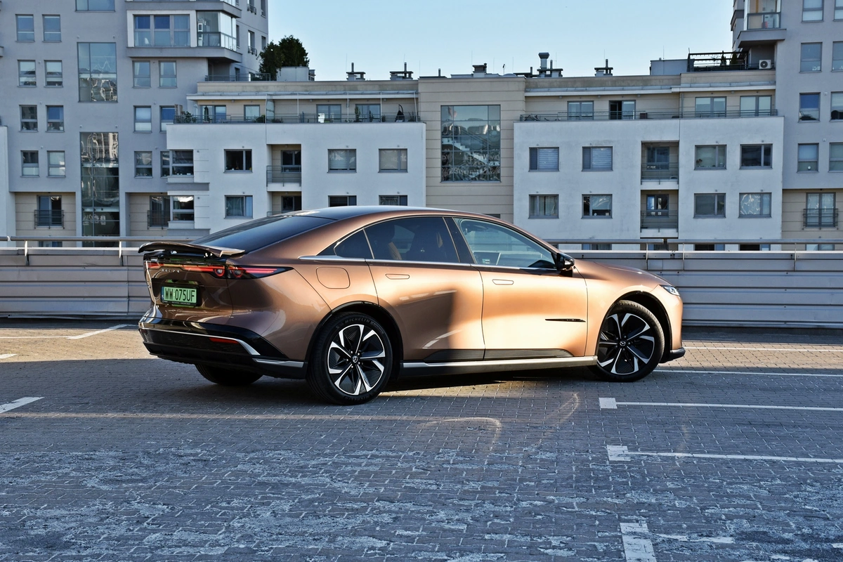 Mazda 6e Long Range | Pasuje do tej marki, ale…