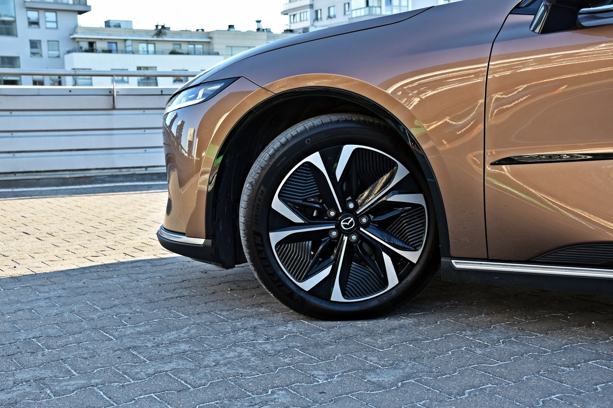 Mazda 6e Long Range | Pasuje do tej marki, ale…