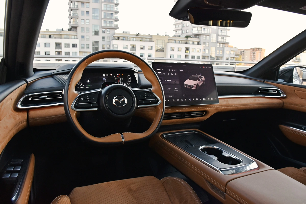 Mazda 6e Long Range | Pasuje do tej marki, ale…