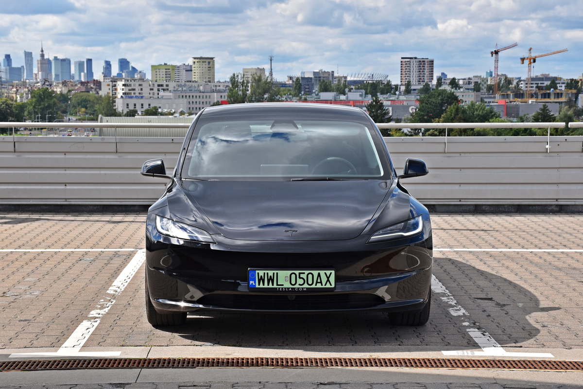 Tesla Model 3 RWD | Czy podstawowa wersja daje radę?