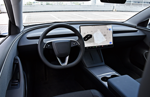 Tesla Model 3 RWD | Czy podstawowa wersja daje radę?