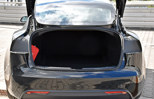 Tesla Model 3 RWD | Czy podstawowa wersja daje radę?