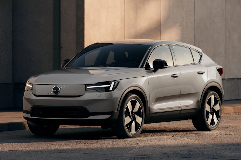 Volvo XC40, EX40 i EC40 po liftingu