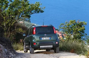 Fiat Panda 4x4 już w Polsce. Znamy cenę — zdjęcie 7