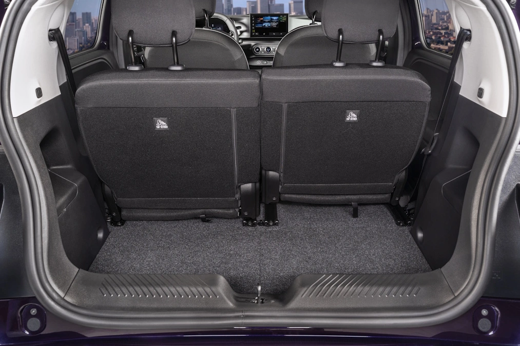 Nissan Pixo oficjalnie. Taki jest bliźniak Twingo
