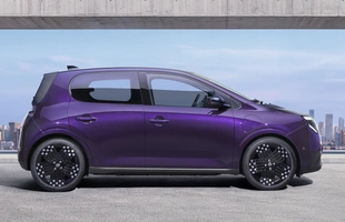 Nissan Pixo oficjalnie. Taki jest bliźniak Twingo