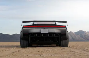 Tesla Roadster oficjalnie pokazana — zdjęcie 6