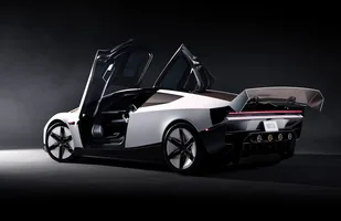 Tesla Roadster oficjalnie pokazana — zdjęcie 7