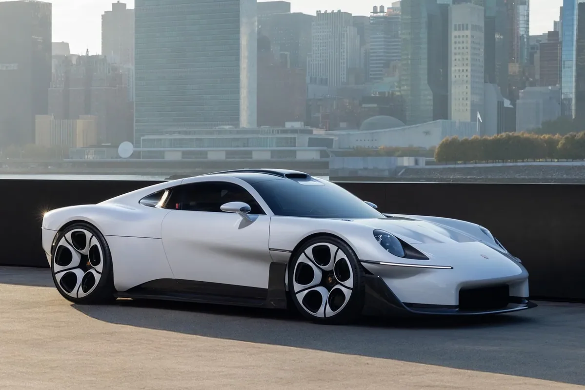 Porsche Mission S