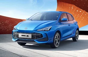 MG ZS i MG HS z dużymi obniżkami cen — zdjęcie 4