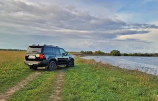 Toyota Land Cruiser 250 2026 | Off-roadowa legenda w nowym wydaniu — zdjęcie 8