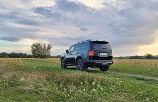 Toyota Land Cruiser 250 2026 | Off-roadowa legenda w nowym wydaniu — zdjęcie 9