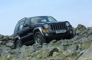 Jeep Cherokee KJ. Szukasz terenówki? — zdjęcie 4