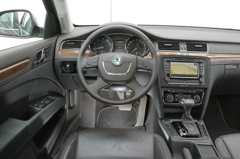Skoda Superb II