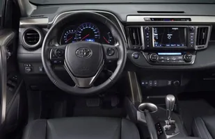 Taka jest Toyota RAV4 IV! — zdjęcie 2
