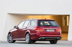 Mercedes klasy E po liftingu — zdjęcie 2