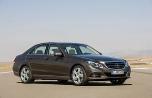 Mercedes klasy E po liftingu — zdjęcie 1