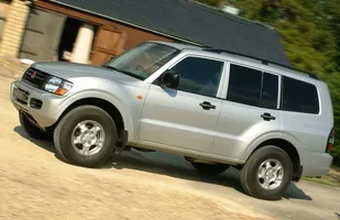 Mitsubishi Pajero III. Już nie terenówka — zdjęcie 2