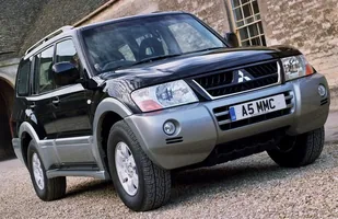 Mitsubishi Pajero III. Już nie terenówka — zdjęcie 3