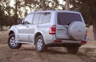 Mitsubishi Pajero III. Już nie terenówka — zdjęcie 7