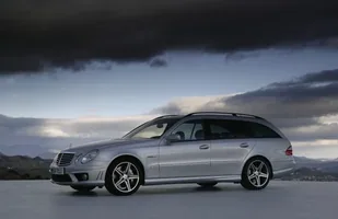 Mercedes E W211. Prestiż i... koszty — zdjęcie 2