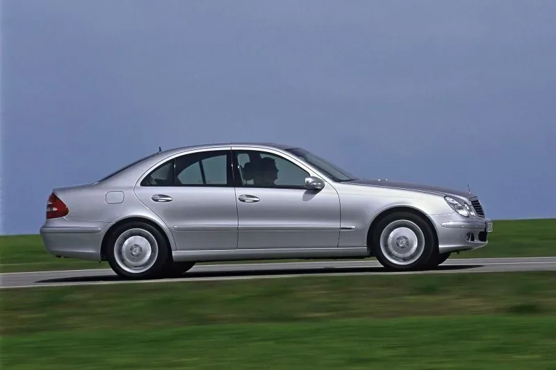 Mercedes klasy E (W211)