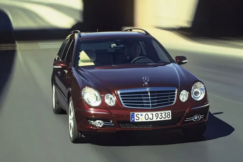 Mercedes klasy E (W211)