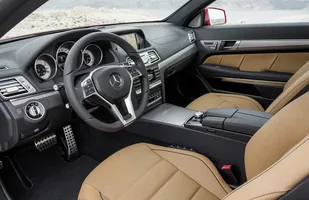 Klasa E - coupe i kabrio w nowej odsłonie — zdjęcie 4