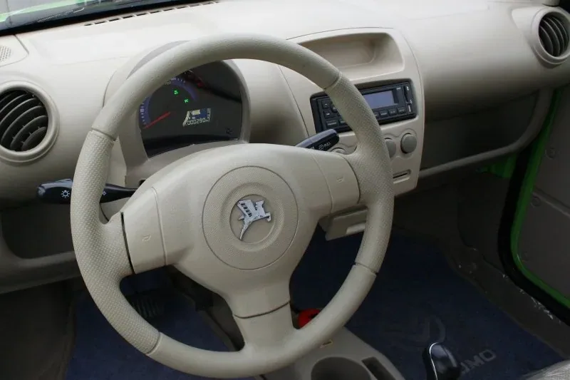 Wnętrze Rometa 4E