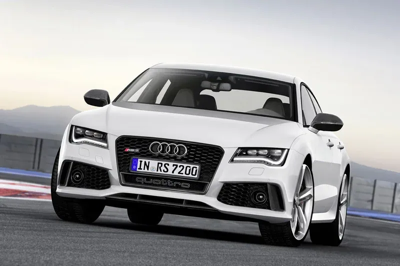 Audi RS7 Sportback trafi do salonów w połowie roku