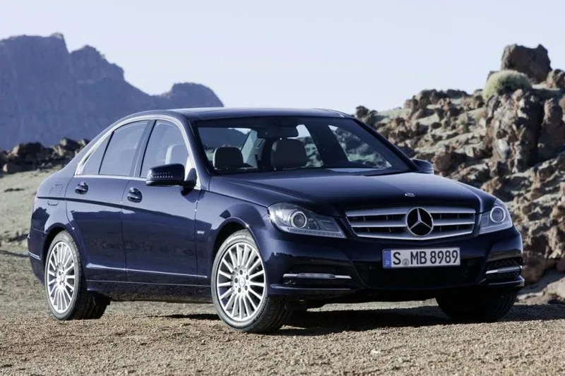 Mercedes klasy C jest w Niemczech bardziej popularny niż np Volkswagen Passat, Opel Insignia, Ford Focus czy Skoda Fabia!