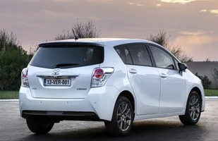 Znamy ceny nowych RAV4 i Verso — zdjęcie 2