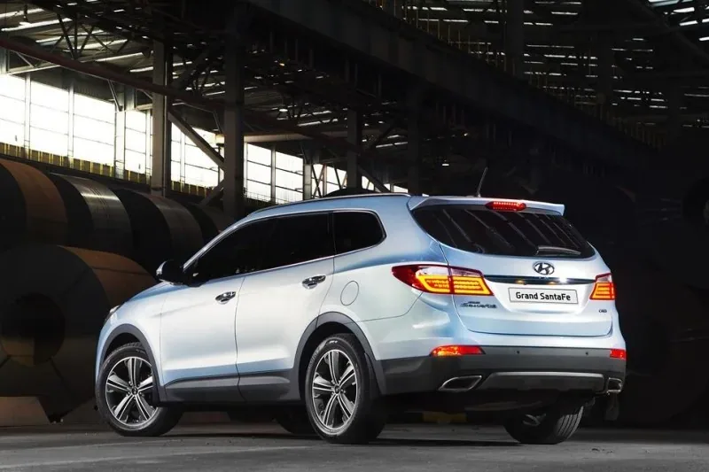 Hyundai Grand Santa Fe