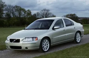 Używane: Volvo S60 — zdjęcie 7