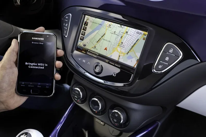 Opel Adam będzie nasycony nowoczesną technologią