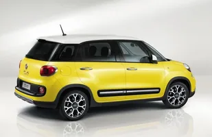 Prawie terenowy Fiat 500L Trekking — zdjęcie 4