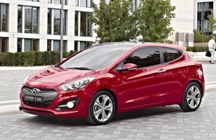 Trzydrzwiowy Hyundai i30. Znamy ceny — zdjęcie 5