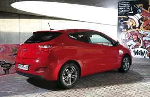 Trzydrzwiowy Hyundai i30. Znamy ceny — zdjęcie 6