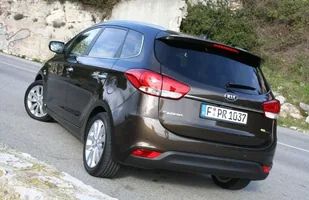 Kia Carens - pogromca Scenica? — zdjęcie 4