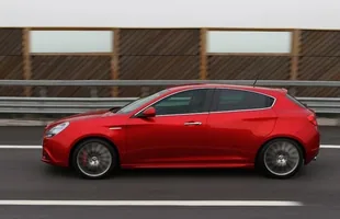 Alfa Romeo Giulietta Veloce — zdjęcie 4