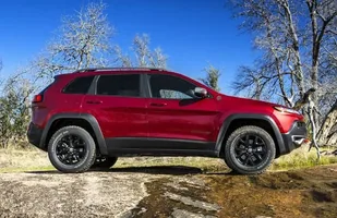 Nowy Jeep Cherokee. Komu się podoba? — zdjęcie 12