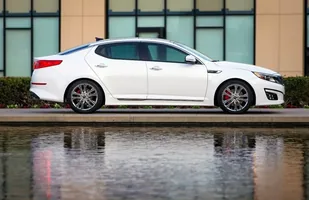 Kia Optima po liftingu — zdjęcie 7