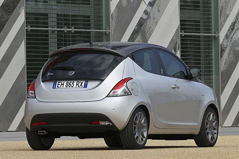 Nowy Ypsilon bazuje na płycie podłogowej Fiata 500