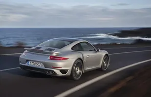 Nowe Porsche 911 Turbo i Turbo S — zdjęcie 4