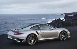 Nowe Porsche 911 Turbo i Turbo S — zdjęcie 7