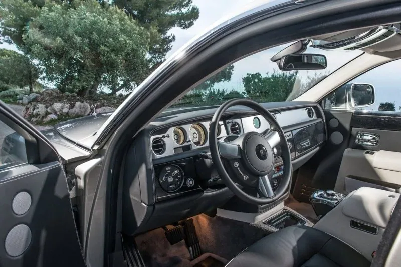 Rolls Royce Phantom