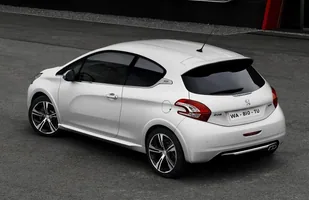 Peugeot 208 GTI już w Polsce. Znamy cenę — zdjęcie 5